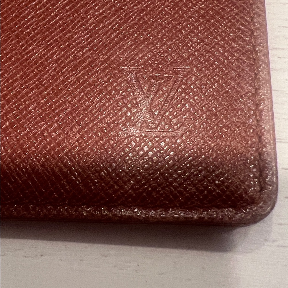 Authentic Louis Vuitton Brown Leather Wallet - Picture 2 of 6